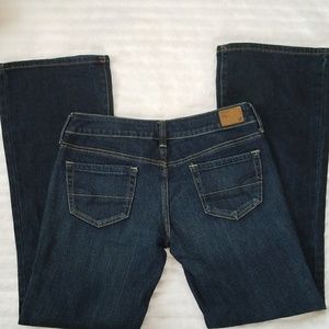 NWOTAmerican Eagle Favorite Boyfriend size 6.